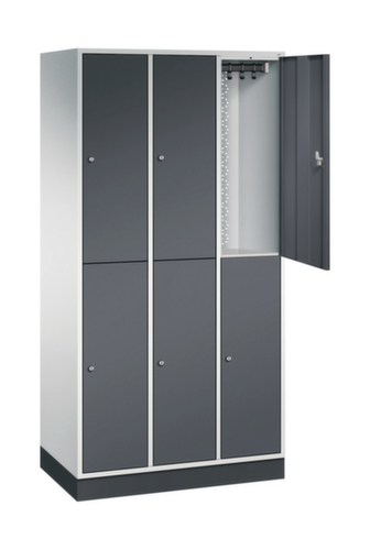 C+P Doppelstöckiger Garderobenschrank Intro, Abteilbreite 260 mm