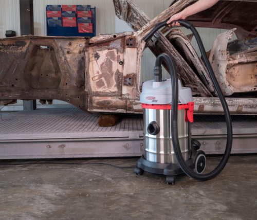 Nass- und Trockensauger ARTOS mit Zyklonwasserabscheidesystem, Leistung 1200 W, Arbeitsbreite 360 mm