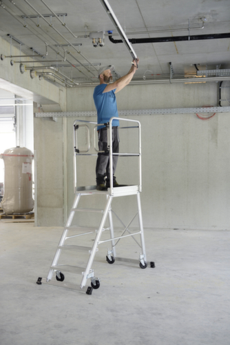 Hymer Fahrbare Podesttreppe 6888