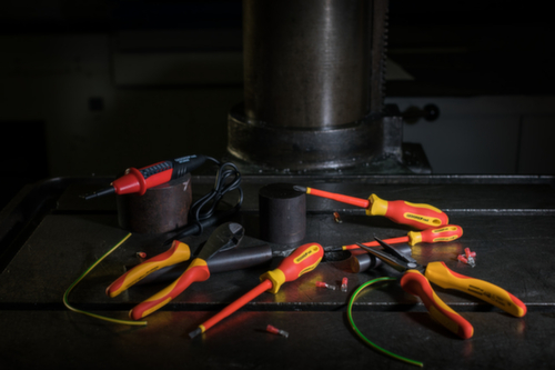 GEDORE R39300219 VDE-Schraubendreher PZ2 100 mm