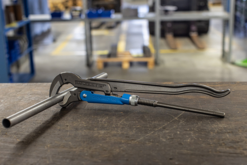 GEDORE 100 1.1/2 Hochleistungs-Dreipunkt-Rohrzange ECK-SCHWEDE-snap 1.1/2"