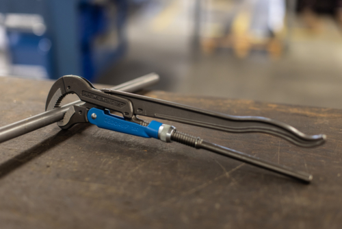 GEDORE 100 1.1/2 Hochleistungs-Dreipunkt-Rohrzange ECK-SCHWEDE-snap 1.1/2"