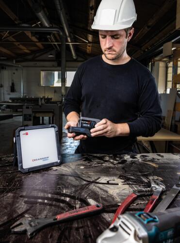 Scangrip Flutlichtstrahler VEGA 2 CONNECT mit Stativ