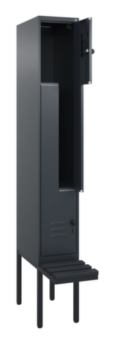 C+P Z-Spind Classic Plus mit untergebauter Sitzbank, Abteilbreite 300 mm