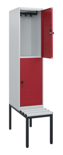 C+P Doppelstöckiger Spind Classic Plus mit Sitzbank, Abteilbreite 400 mm