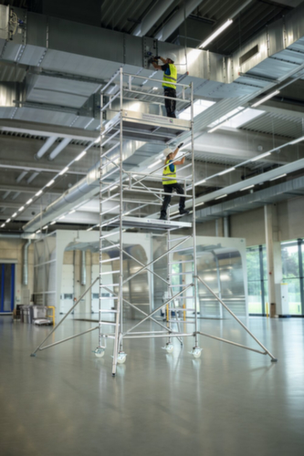 Rollgerüst 1,35 x 2,45 m mit Ausleger & Doppel-Plattform Plattformhöhe 8,39 m