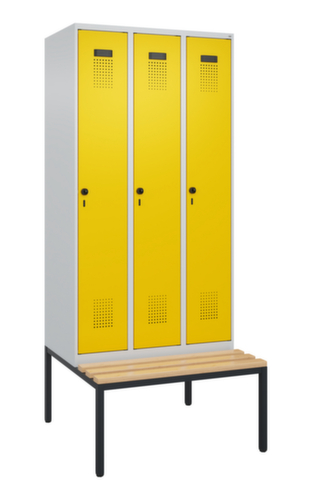 C+P Schwarz-Weiß-Spind Evolo PLUS mit Sitzbank, Abteilbreite 300 mm