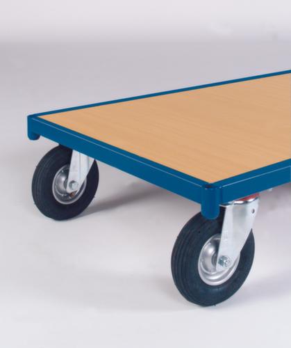 Roues à bandage pneumatique pour chariot-armoire