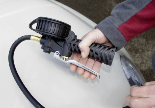 KRAFTWERK® Gonfleur de pneus KW avec affichage numérique