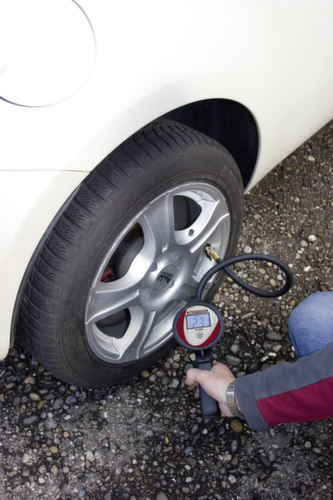 KRAFTWERK® Gonfleur de pneus KW avec affichage numérique