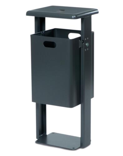 Poubelle avec toit de protection