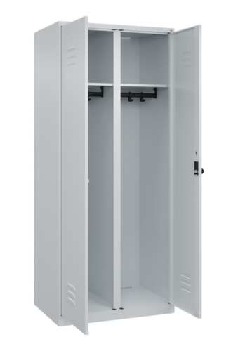 C+P Armoire vestiaire Classic Plus pour une séparation en noir et blanc, largeur de compartiment 400 mm