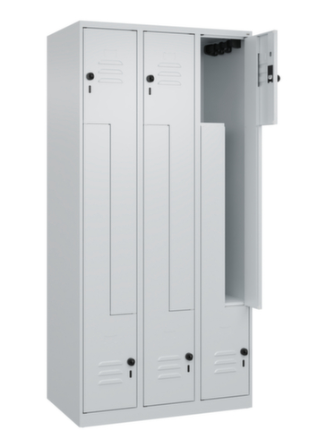 C+P Armoire vestiaire Z Classic Plus, largeur de compartiment 150/300 mm