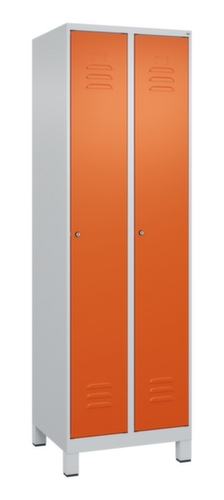 C+P Armoire vestiaire Classic Plus à 2 compartiments, largeur de compartiment 300 mm