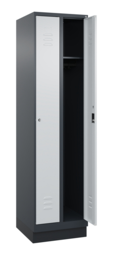 C+P Armoire vestiaire Classic Plus à 2 compartiments, largeur de compartiment 250 mm