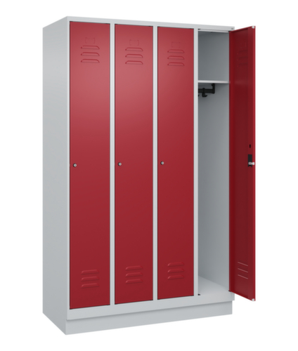 C+P Armoire vestiaire Classic Plus à 4 compartiments, largeur de compartiment 300 mm