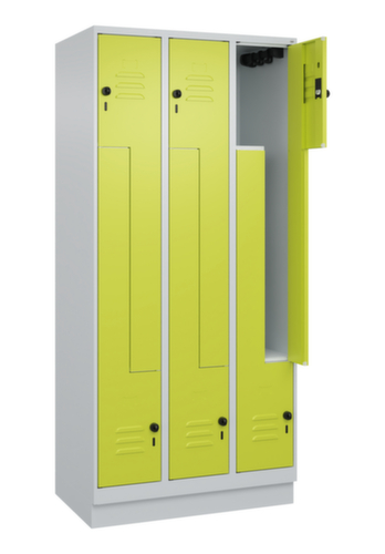 C+P Armoire vestiaire Z Classic Plus, largeur de compartiment 150/300 mm