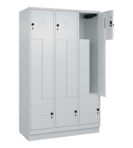 C+P Armoire vestiaire Z Classic Plus, largeur de compartiment 200/400 mm