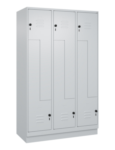 C+P Armoire vestiaire Z Classic Plus, largeur de compartiment 200/400 mm