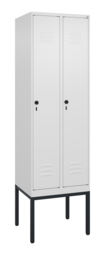 C+P Armoire vestiaire Classic Plus à 2 compartiments, largeur de compartiment 300 mm