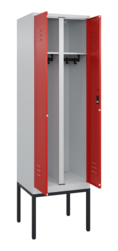 C+P Armoire vestiaire Classic Plus pour une séparation en noir et blanc, largeur de compartiment 300 mm