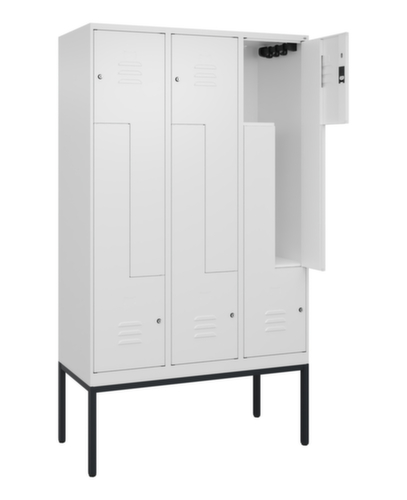 C+P Armoire vestiaire Z Classic Plus, largeur de compartiment 200/400 mm