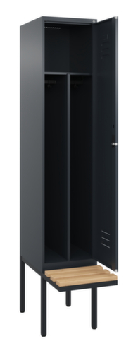 C+P Armoire vestiaire avec banc Classic Plus pour une séparation en noir et blanc, largeur de compartiment 400 mm