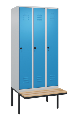 C+P Armoire vestiaire Classic Plus avec banc, largeur de compartiment 300 mm