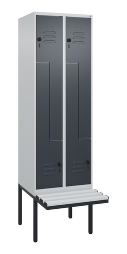 C+P Armoire vestiaire Z Classic Plus avec banc intégré, largeur de compartiment 300 mm