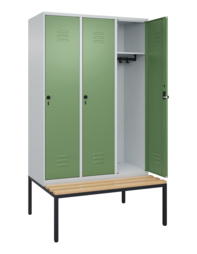 C+P Armoire vestiaire Classic Plus avec banc, largeur de compartiment 400 mm