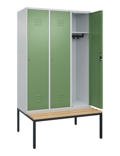 C+P Armoire vestiaire Classic Plus avec banc, largeur de compartiment 400 mm