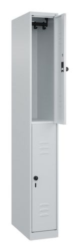 C+P Armoire vestiaire à deux niveaux Classic Plus, largeur de compartiment 250 mm