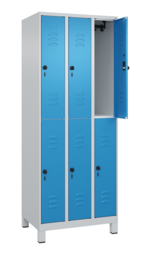 C+P Armoire vestiaire à deux niveaux Classic Plus, largeur de compartiment 250 mm