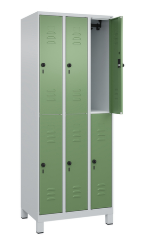 C+P Armoire vestiaire à deux niveaux Classic Plus, largeur de compartiment 250 mm