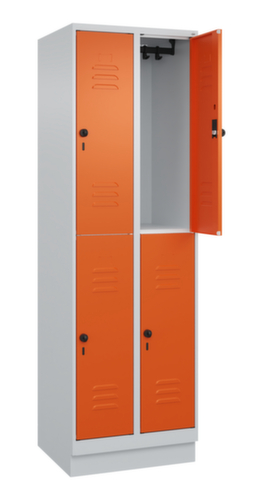 C+P Armoire vestiaire à deux niveaux Classic Plus, largeur de compartiment 300 mm