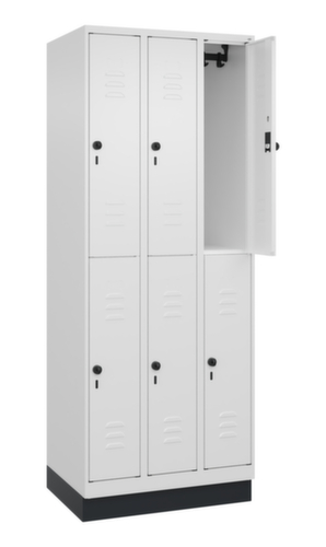 C+P Armoire vestiaire à deux niveaux Classic Plus, largeur de compartiment 250 mm