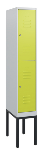 C+P Armoire vestiaire à deux niveaux Classic Plus, largeur de compartiment 300 mm