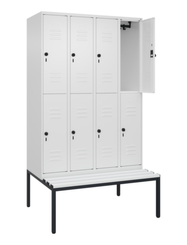 C+P Armoire vestiaire à deux niveaux Classic Plus avec banc, largeur de compartiment 300 mm