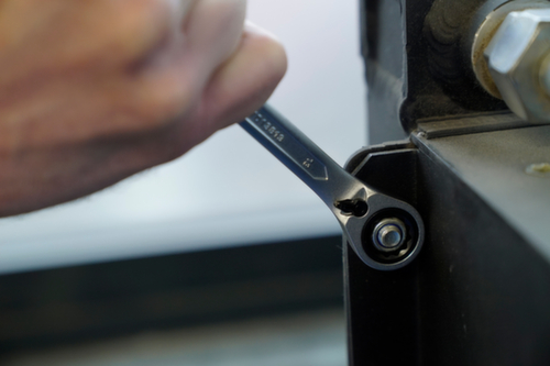 Brilliant Tools ratchet ring wrench set