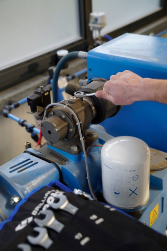 Brilliant Tools ratchet ring wrench set