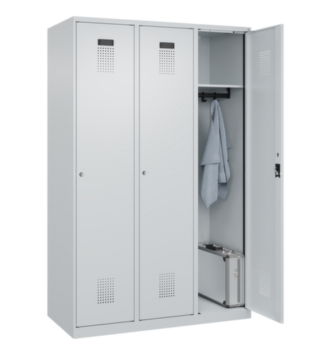 C+P Armoire vestiaire Evolo PLUS, largeur de compartiment 400 mm