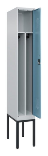 C+P Armoire vestiaire Evolo PLUS pour une séparation en noir et blanc, largeur de compartiment 300 mm