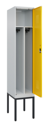 C+P Armoire vestiaire Evolo PLUS pour une séparation en noir et blanc, largeur de compartiment 400 mm