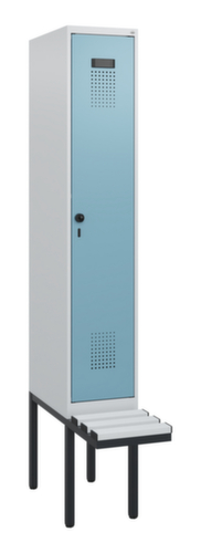 C+P Armoire vestiaire Evolo PLUS avec banc suspendu, largeur de compartiment 300 mm