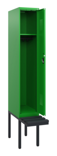 C+P Armoire vestiaire Evolo PLUS avec banc suspendu, largeur de compartiment 300 mm
