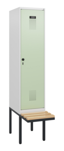 C+P Armoire vestiaire Evolo PLUS avec banc suspendu, largeur de compartiment 400 mm
