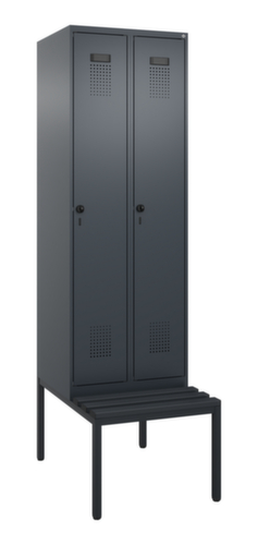 C+P armoire vestiaire en noir et blanc Evolo PLUS avec banc, largeur de compartiment 300 mm