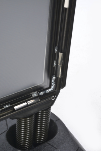 Kundenstopper WindPro LITE auf Doppel-Feder