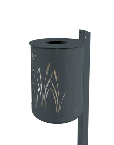 Abfallbehälter im Schilfdesign
