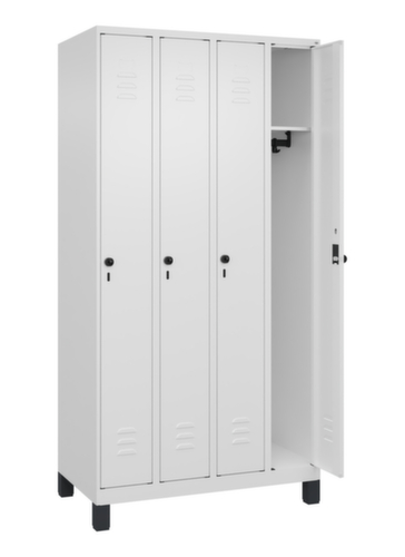 C+P Armoire vestiaire Classic Plus à 4 compartiments, largeur de compartiment 250 mm